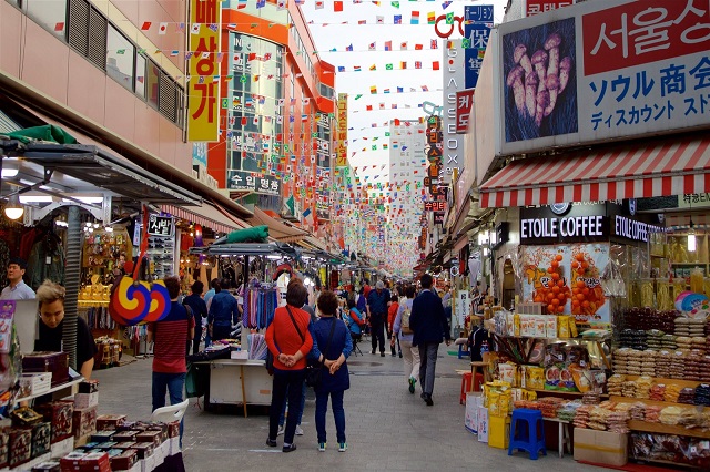 Bật mí những khu chợ đêm nổi tiếng ở Hàn Quốc