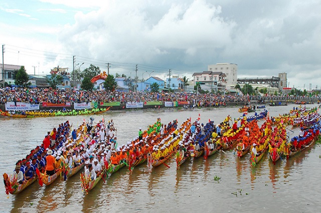 Hé lộ những thông tin mới nhất về lễ hội truyền thống ở Huế năm 2019